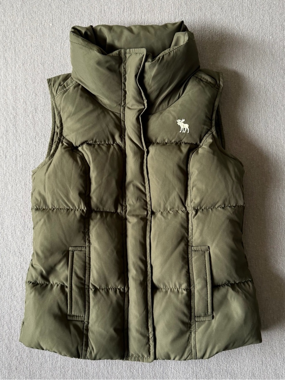 Abercrombie & Fitch Olive Puffer Vest for Women